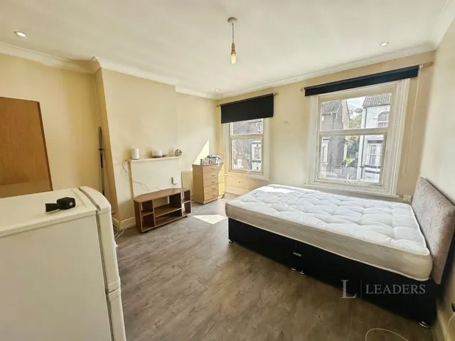 Cromwell Road, Luton, LU3, photo 3