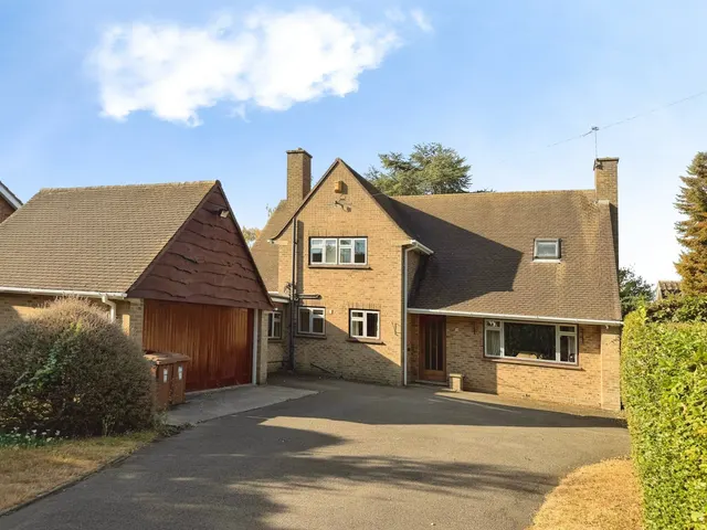 High Street, Peterborough, PE5, photo 1