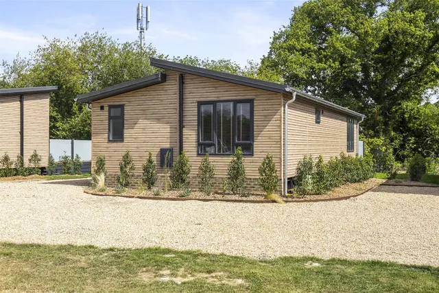 Bluebell Park, Sumners Ponds, Barns Green, Horsham, photo 1