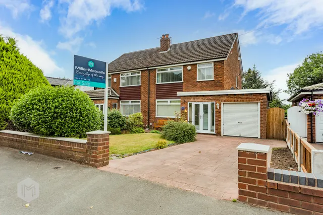 Manchester Road, Clifton, Swinton, Manchester, M27 6WE, photo 1
