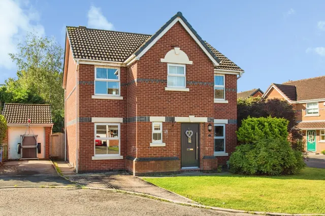 Ivy Close, Leyland, PR25, photo 1