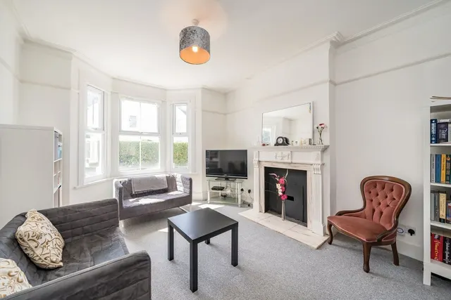 Cromwell Road, TW13, photo 2