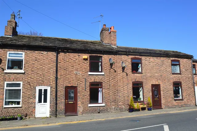 Chelford Road, Macclesfield, SK10, photo 1