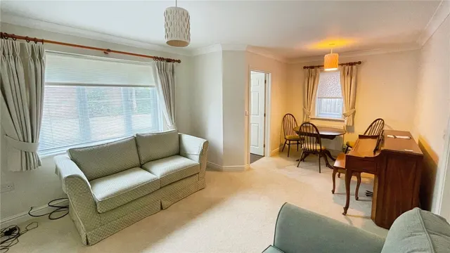 Clopton Close, Stratford-upon-Avon, CV37, photo 2