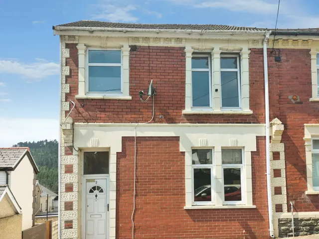 Duke Street, Abertillery, NP13, photo 1