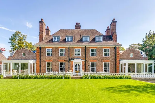 The Bishops Avenue, London, N2 0BA, photo 1