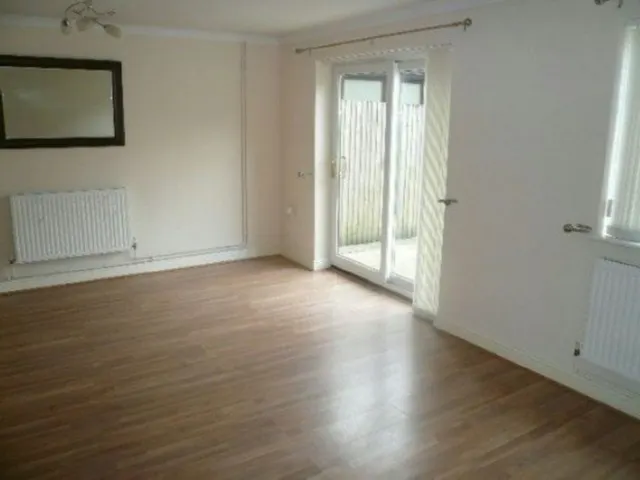 Photo 2 — Cwrt Y Babell, Cwmfellinfach