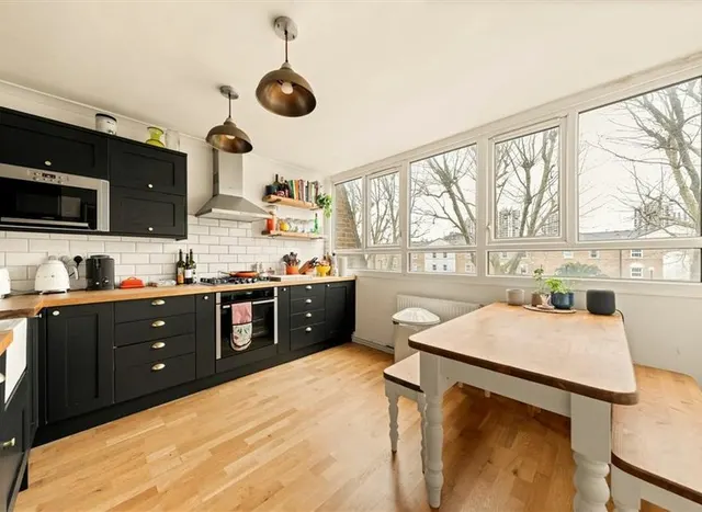 Andrews Walk, Walworth, SE17, photo 1