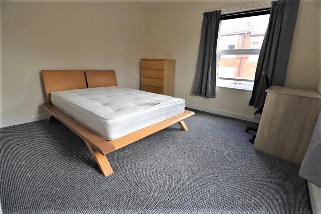 Hill Street, Newcastle-under-Lyme, ST5, photo 1