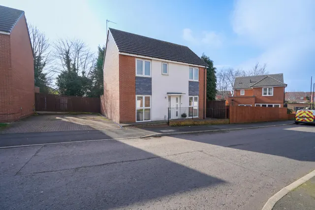 Sternboro Park, Penshaw, DH4, photo 1