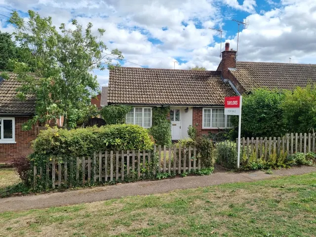 Oldfield Rise, Whitwell, Hitchin, Hertfordshire, SG4, photo 1