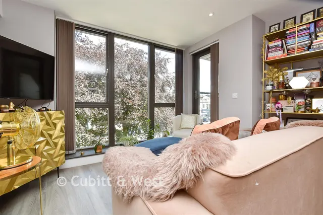 Manor Road, Wallington, SM6, photo 2