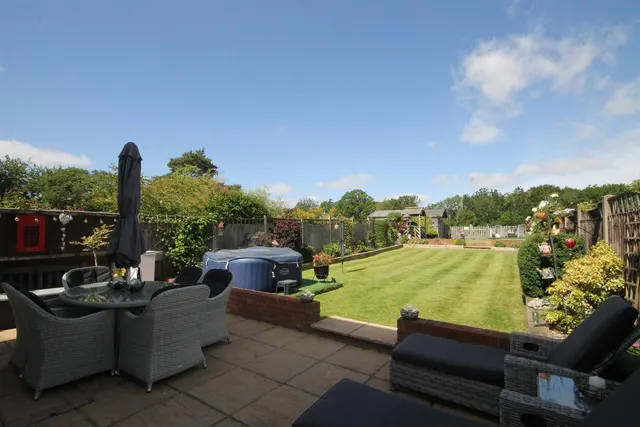 Little Bookham Street, Little Bookham, KT23, photo 2