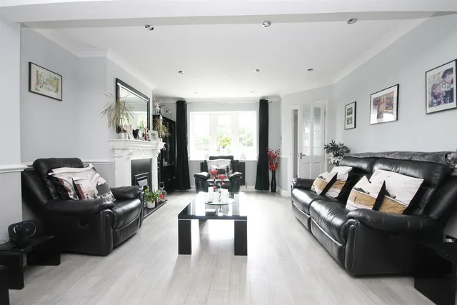 Little Bookham Street, Little Bookham, KT23, photo 3
