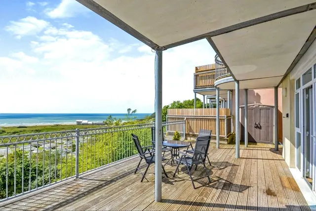 Coastal View, Pendine, SA33, photo 2
