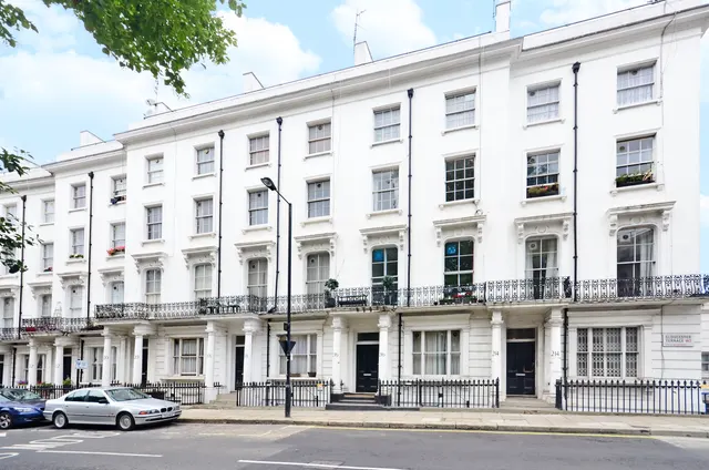 Flat C, 216 Gloucester Terrace, London, photo 1