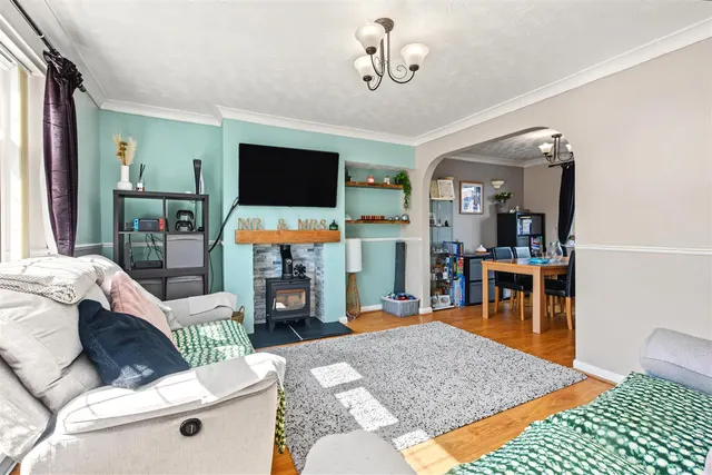 Doncaster Avenue, Sandiacre, NG10, photo 2