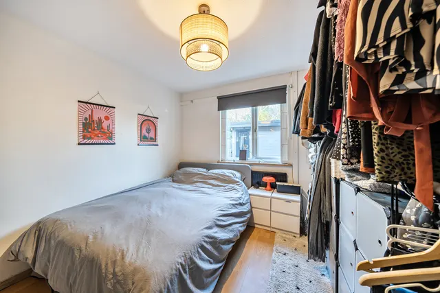 Perry Close, Uxbridge, UB8, photo 3