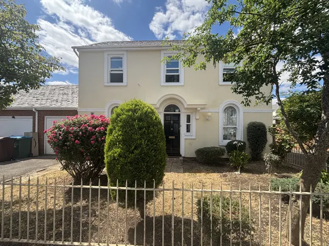 Ayleswater, Watermead, photo 1