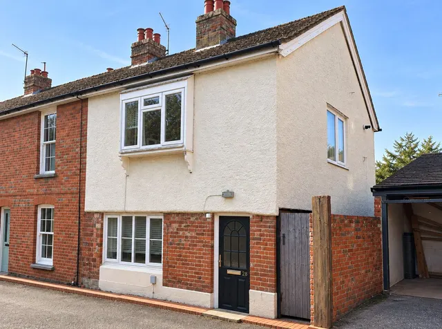Church Road, Milford, GU8, photo 1