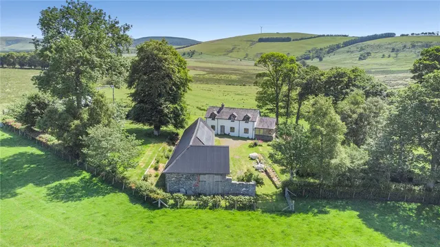 Pant-y-Dwr, Rhayader, photo 3