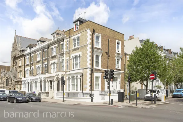 Holland Road, photo 1