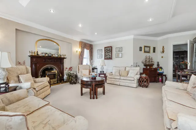 Booth Road, Altrincham, WA14, photo 2