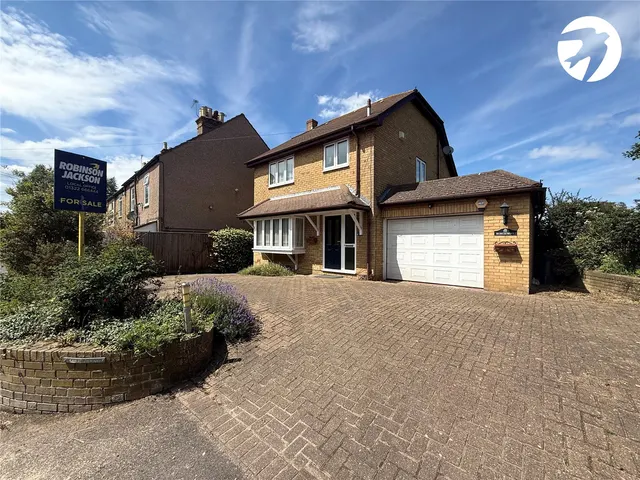 3 bedroom house, Cray Road, Crockenhill, BR8