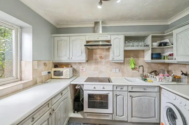 Photo 3 — Chalk Court, Jetty Walk, Grays, Essex, RM17