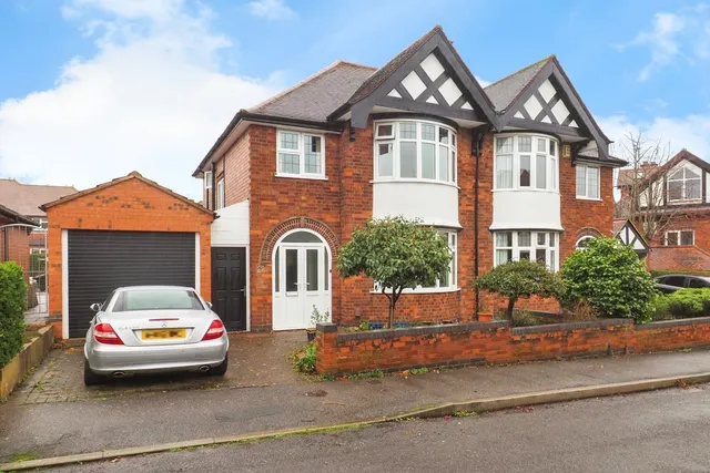 Larch Crescent, Beeston, Nottingham, Nottinghamshire, NG9, photo 1