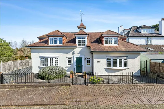 Druid Stoke Avenue, Stoke Bishop, BS9, photo 1
