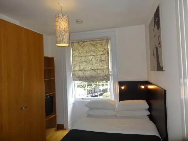 Cartwright Gardens, Bloomsbury, WC1H, photo 1