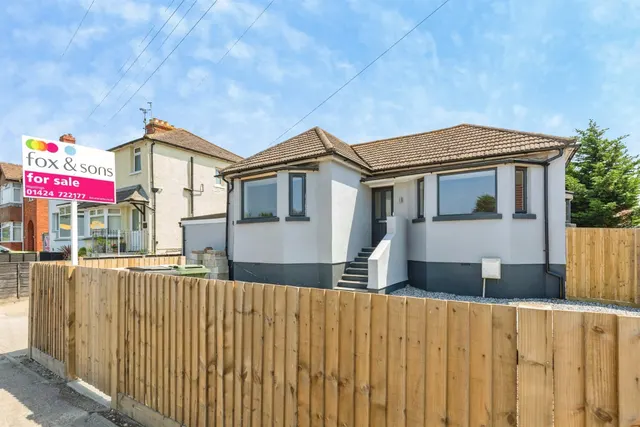 Bexhill Road, St. Leonards-On-Sea, photo 1