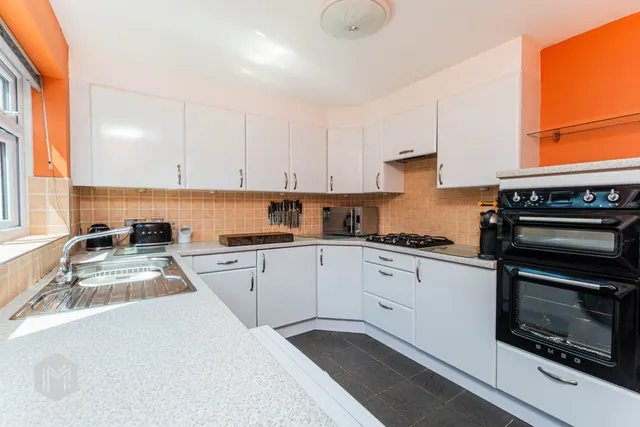 Photo 3 — Croyde Close, Bolton, BL2 4HJ