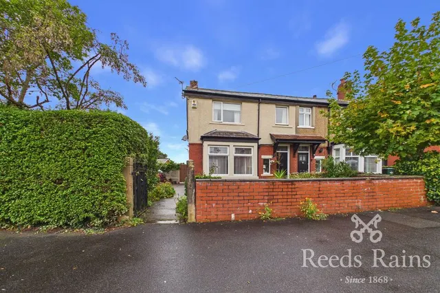 Highfield Road South, Chorley, PR7, photo 1