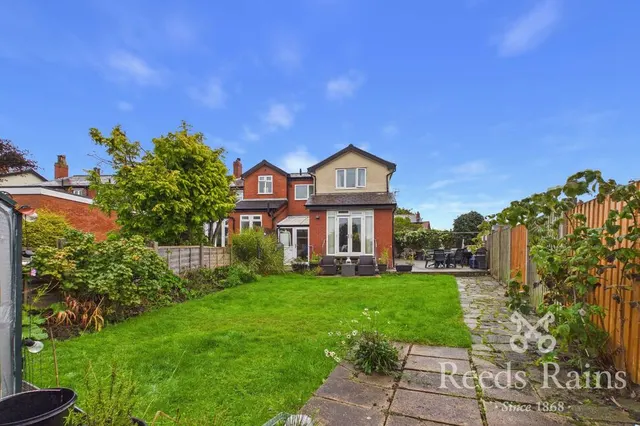 Highfield Road South, Chorley, PR7, photo 2