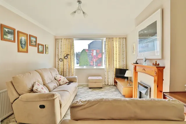 Temple Park Close, Leeds, LS15, photo 2