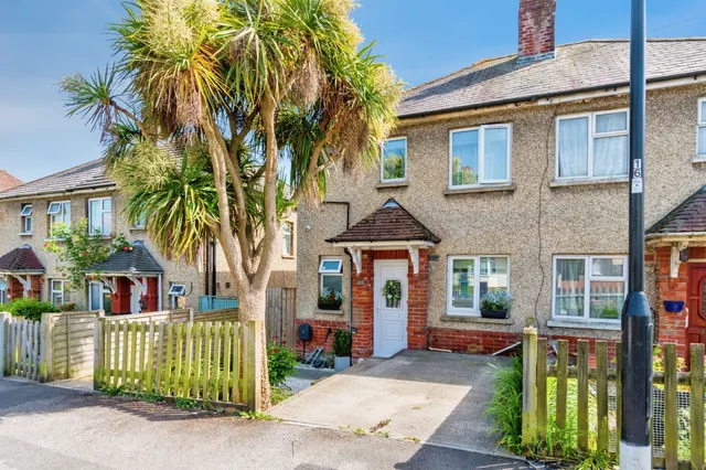 Carnation Road, Southampton, photo 1
