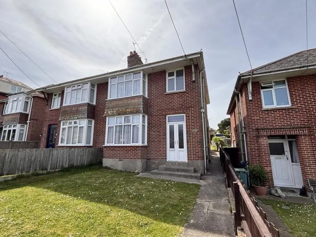 School Lane, Carisbrooke, PO30, photo 1