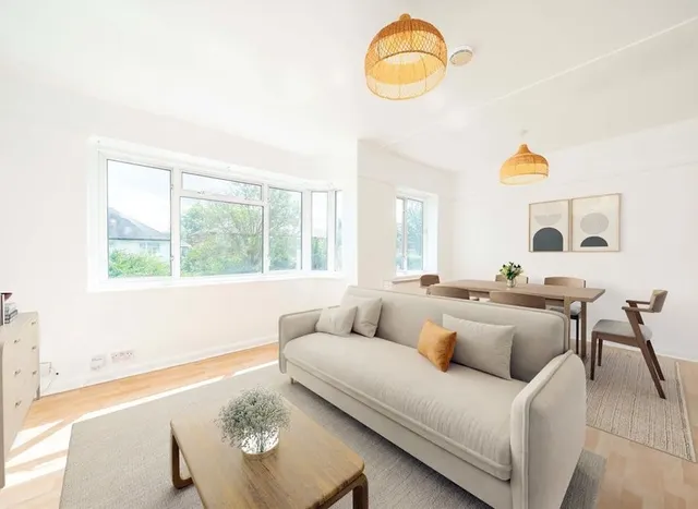 Photo 2 — Cavendish Avenue, West Ealing, W13