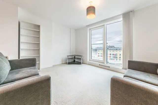 Photo 3 — Admiral House, Nine Elms