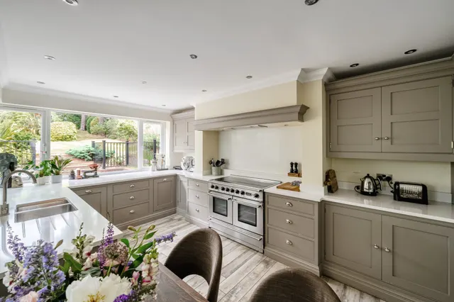 Photo 3 — Woodend Drive, Ascot, SL5