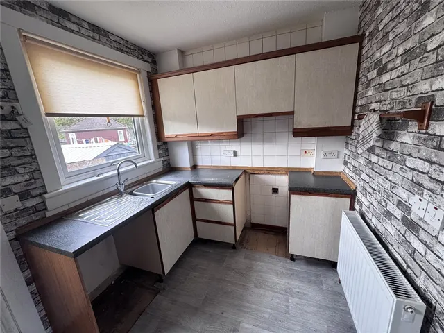 Springhill Avenue, Douglas, ML11, photo 3