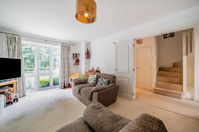 Photo 2 — Blue Hut Way, Basingstoke, RG23
