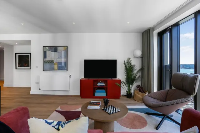 Charter Street, Canary Wharf, E22, photo 3
