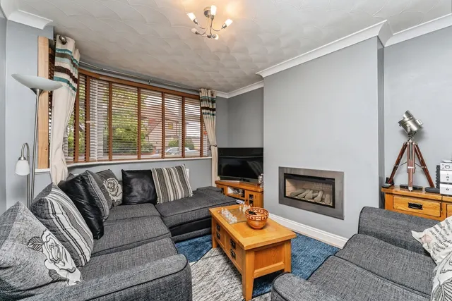 Knowles Avenue, Prestatyn, LL19, photo 2