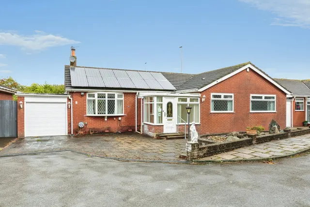 Newton Grove, Thornton-Cleveleys, FY5, photo 1