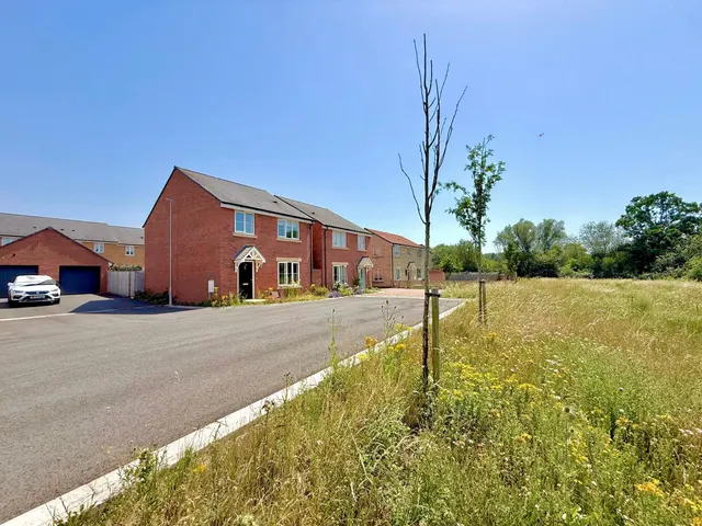 Homeleaze, Swindon, Wiltshire, SN1 4BT, photo 1