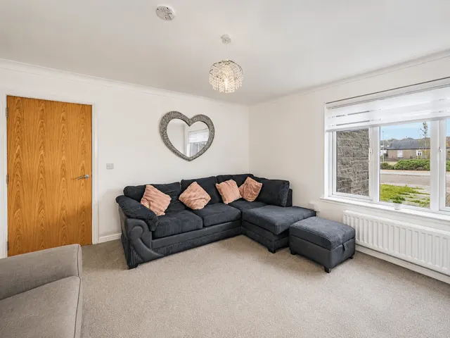 Photo 3 — Malt Row, Carnoustie, DD7 7GU