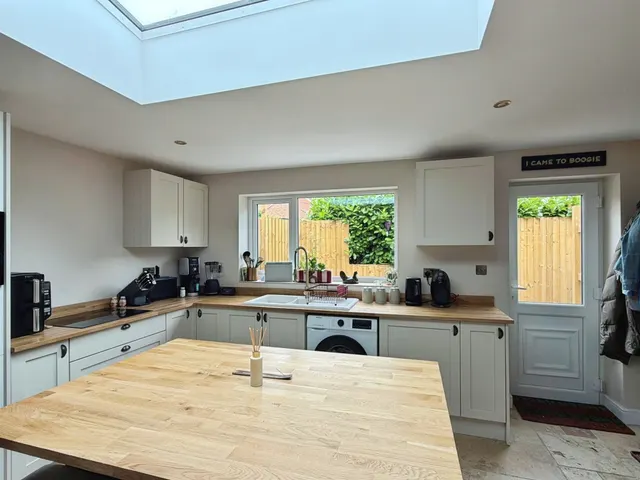 Photo 3 — Stockwell Lane, Brandesburton, Driffield